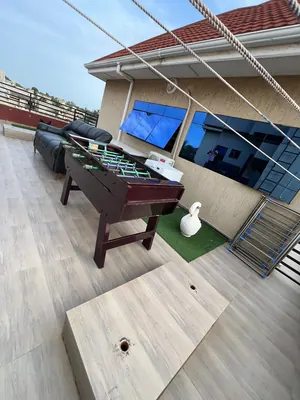 Immeuble R+4 de 300 m² à vendre à Sogbossito, Lomé – 95 millions FCFA — photo 2