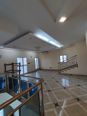 Villa duplex 5 chambres à louer à Cité Aéroport, Lomé – 1 000 000 FCFA/mois