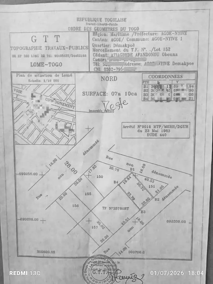 Vente d'un terrain à Agoè Démakpoè, 710 m², à 40 mètres du goudron – 55 000 000 FCFA
