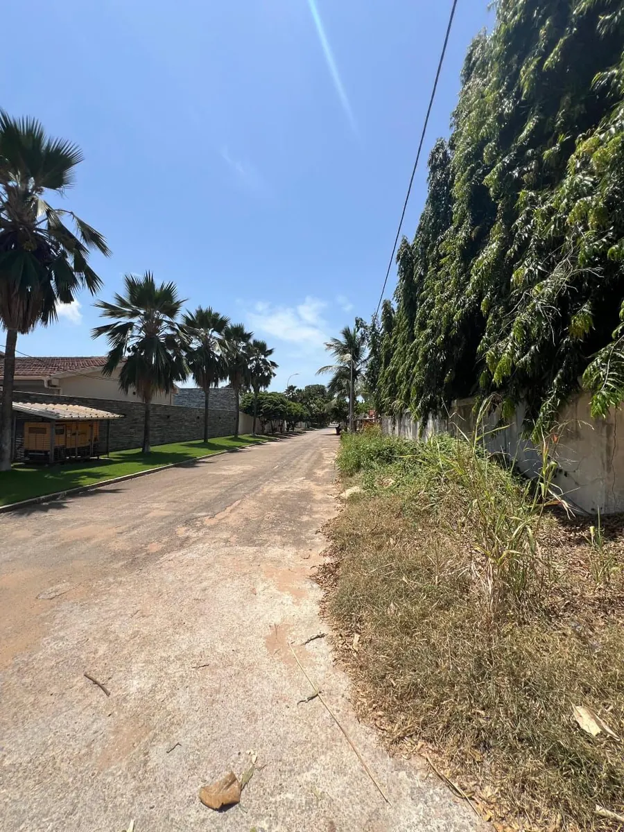 Terrain 683 m² en angle de rue à vendre à la Résidence du Bénin (Caisse) – 350 millions FCFA