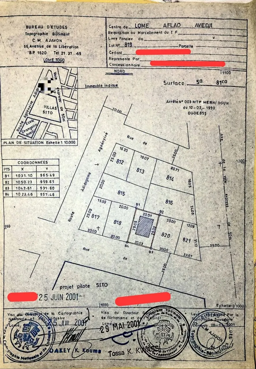 Villa 5 chambres de 581 m² en vente face grande voie à Avédji Carrefour Y – 110 millions FCFA