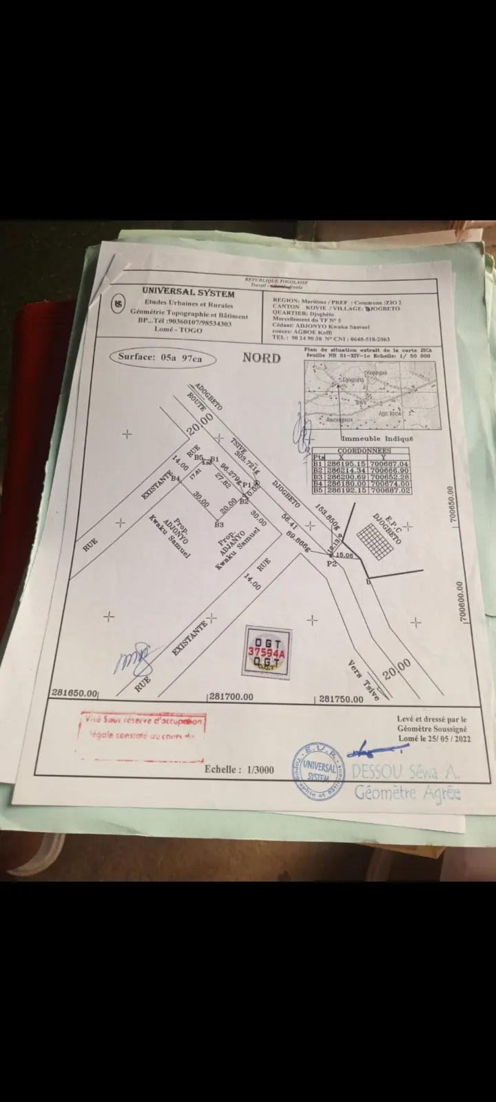 Vente de terrains à Kovié Djéméké, 2 lots en angle de rue, avec documents cadastraux – 5 500 000 FCFA le lot