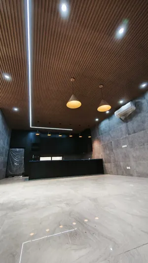 Vente d'une villa à Tokoin Wuiti, 5 chambres, R+2, avec piscine et jardin – 820 millions FCFA à débattre — photo 7