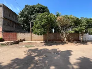 Terrain 1 lot et demi en vente à Hédzranawoé – 85 millions FCFA