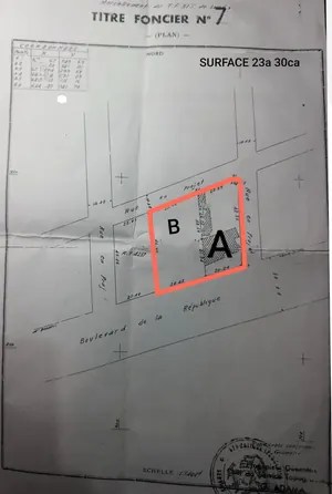 Terrain 4 lots 2400 m² en vente en bordure du boulevard du Mono à Kodjoviakopé – 800 millions FCFA