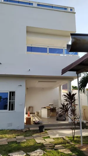 Vente d'une villa à Tokoin Wuiti, 5 chambres, R+2, avec piscine et jardin – 820 millions FCFA à débattre — photo 16