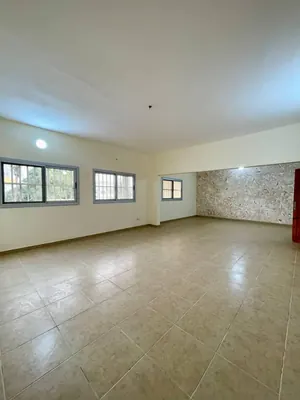 Villa duplex 8 chambres 700 m² en vente à 50 m du goudron à Tokoin Kodjoviakopé – 150 millions FCFA — photo 2