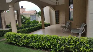 Villa duplex 6 chambres sur 1 lot à vendre à Hedzranawoé – 240 millions FCFA — photo 4