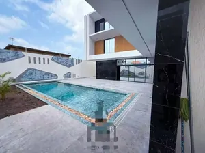 Villa 6 chambres 600 m² en vente à Tokoin Wuiti – 900 millions FCFA — photo 3