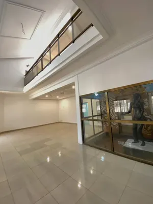 Villa 6 chambres à vendre sur 900 m² à Agoè Kossigan – 280 millions FCFA — photo 2