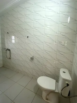 Location d'une villa duplex à N'Kafou, 5 chambres, avec jardin, climatisée – 650 000 FCFA/mois — photo 7