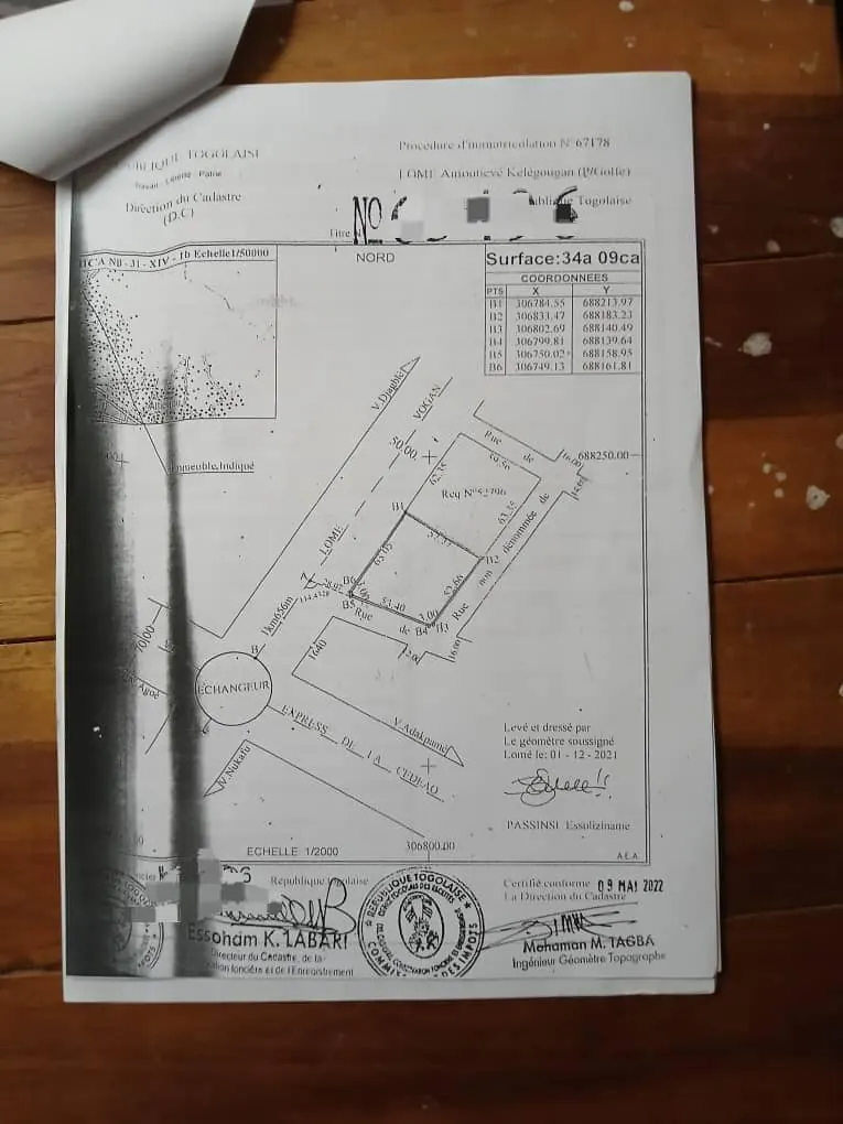 Terrain 6 lots en vente en angle de rue et bord du goudron à Kégué Zogbédji – 40 millions FCFA