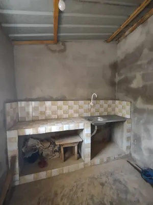 Vente d'une maison à Apessito, 2 pièces, quart de lot, plan OTR – 12 millions FCFA à revoir — photo 4