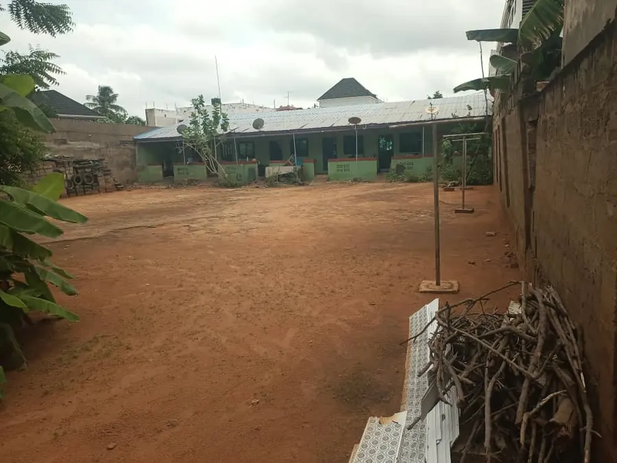 Villa 6 pièces en vente à Amadahomé (près de l'hôtel Stonia) – 45 millions FCFA