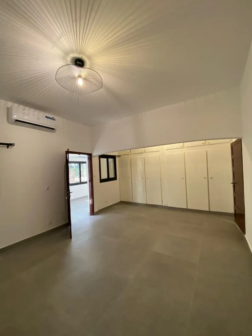 Villa duplex à louer à Tokoin Sica Toyota, Lomé – 1 500 000 FCFA/mois