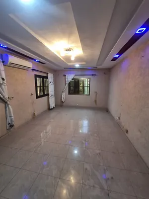 Vente d'une villa à Hountigomé, angle de rue, R+2, 447 m², proche du goudron – 250 millions FCFA — photo 16