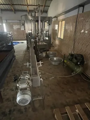 Usine de fabrication de pure water et jus en vente sur 1200 m² à Agoè Zio – 280 millions FCFA — photo 2