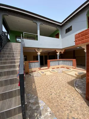 Villa duplex 9 chambres à vendre à Adidogomé Sagbado – 120 millions FCFA