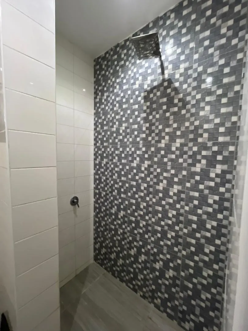 Duplex 4 chambres à louer à Avenou Adinamoto – 550 000 FCFA/mois