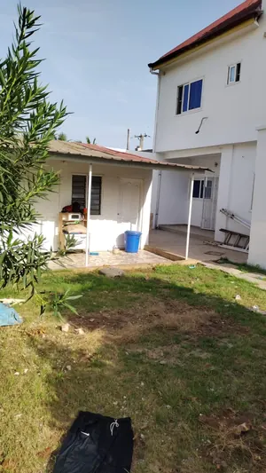 Vente d'une villa à Tokoin Wuiti, 5 chambres, R+2, avec piscine et jardin – 820 millions FCFA à débattre — photo 17