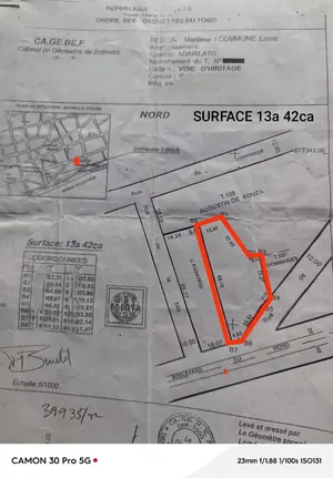 Terrain 1350 m² en vente en bordure du Boulevard du Mono à Assigamé Adawlato – 2 milliards FCFA