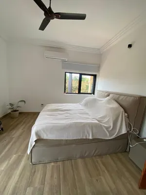 Villa R+1 6 pièces en vente sur 1 lot à Adidogomé, derrière l'église catholique – 120 000 000 FCFA — photo 2