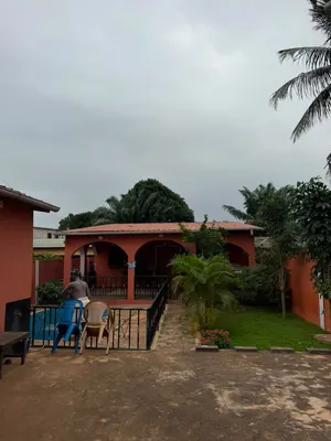 Vente d'une villa à Agoè Légbassito, 2 chambres salon, 301 m², avec dépendance et jardin – 55 millions FCFA — photo 10