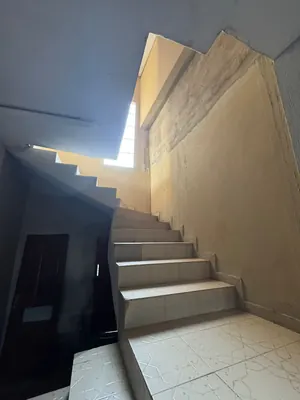 Immeuble R+2 en vente en angle de rue à Adidogomé Gbomamé – 80 millions FCFA — photo 5