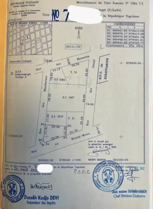 Terrain 529 m² en vente à Kodjoviakopé, angle de rue – 60 millions FCFA
