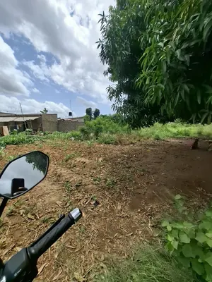 Terrain nu en vente à Sanguéra Wogomé près du commissariat – 4,5 millions FCFA — photo 3