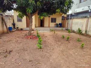 Villa 3 chambres à vendre sur demi-lot à Agoè Zopomahé – 25 millions FCFA — photo 5
