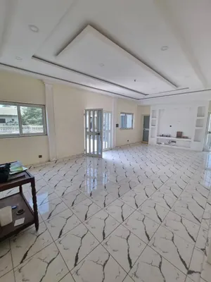 Villa duplex 9 pièces en vente à Adidogomé, proche du goudron – 85 millions FCFA