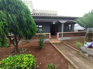 Vente d'une maison à Agoè Légbassito / Lycée, 3 chambres, 360 m² – 28 millions FCFA — photo 8