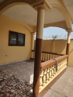 Villa 5 pièces en vente à Ablogamé – 70 millions FCFA — photo 2