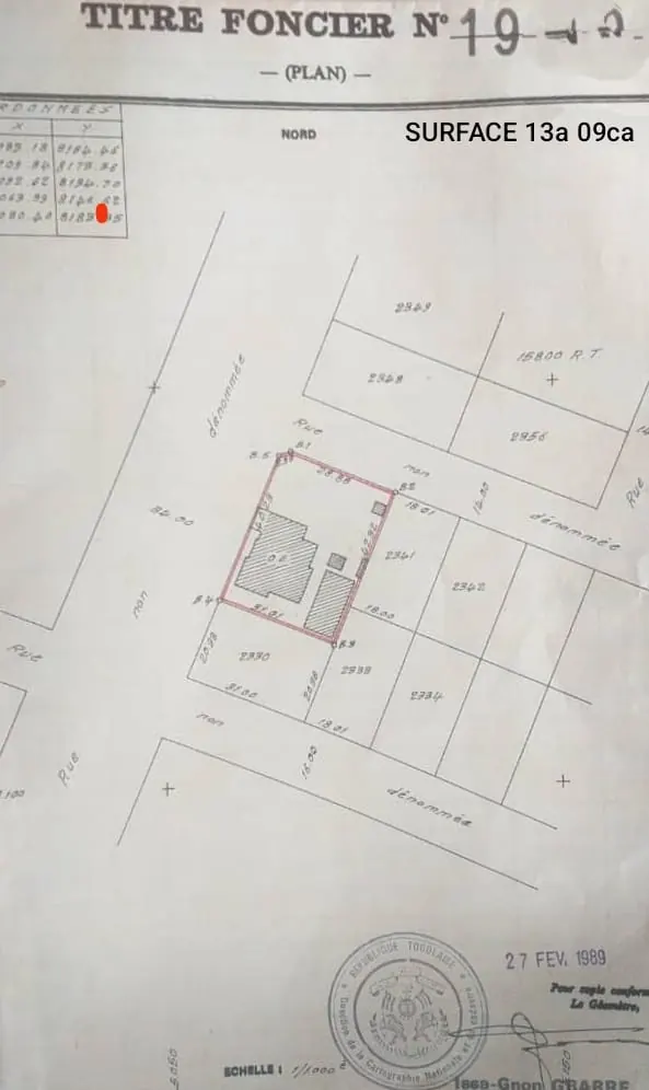 Terrain 2,25 lots à vendre en angle de rue en bordure de goudron à Hedzranawoé – 270 millions FCFA