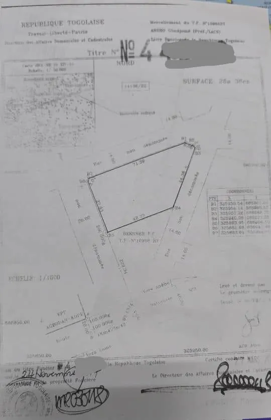 Terrain 4,5 lots de 2700 m² en vente à Gbodjomé, à 200 m du goudron RN2 – 130 millions FCFA