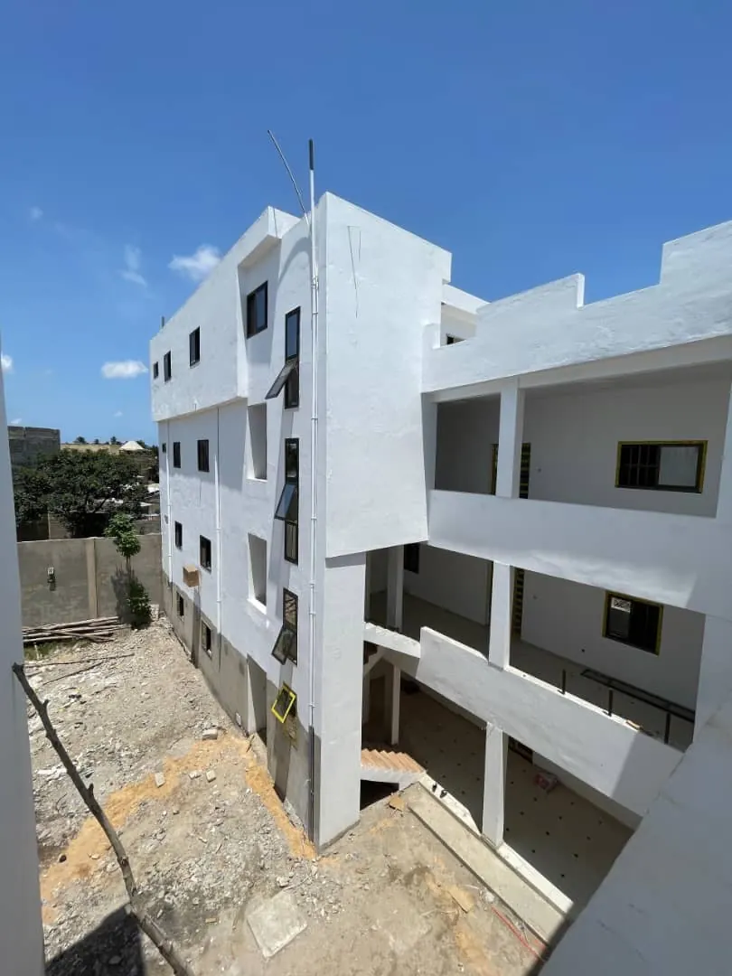 Immeuble 23 pièces à vendre à Adidogomé Awatamé – 500 millions FCFA