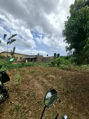 Terrain nu en vente à Sanguéra Wogomé près du commissariat – 4,5 millions FCFA — photo 2
