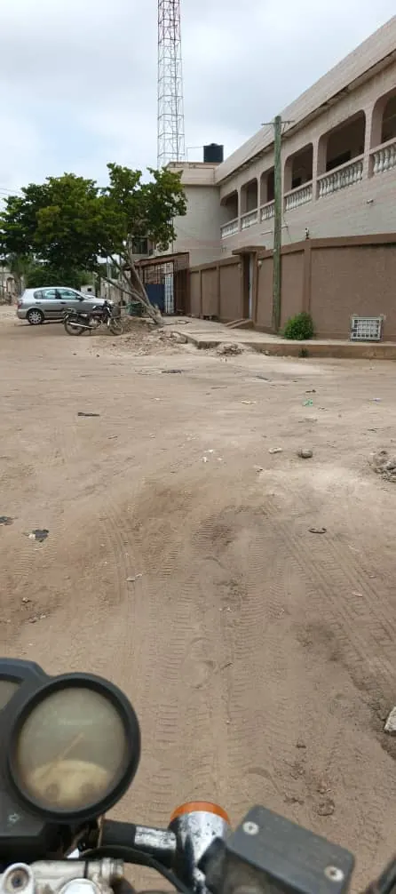 Vente d'un terrain à Adidogomé Boukarou, 1 lot clôturé, à 30 m du goudron RN5 – 80 millions FCFA