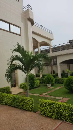 Villa duplex 6 chambres sur 1 lot à vendre à Hedzranawoé – 240 millions FCFA — photo 3