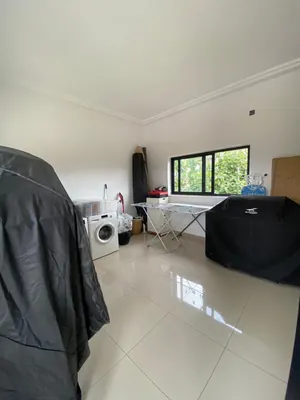 Vente d'une villa à Zanguera, 3 chambres au RDC + dépendances, 600 m², à 1,5 km du goudron – 120 millions FCFA à débattre — photo 2