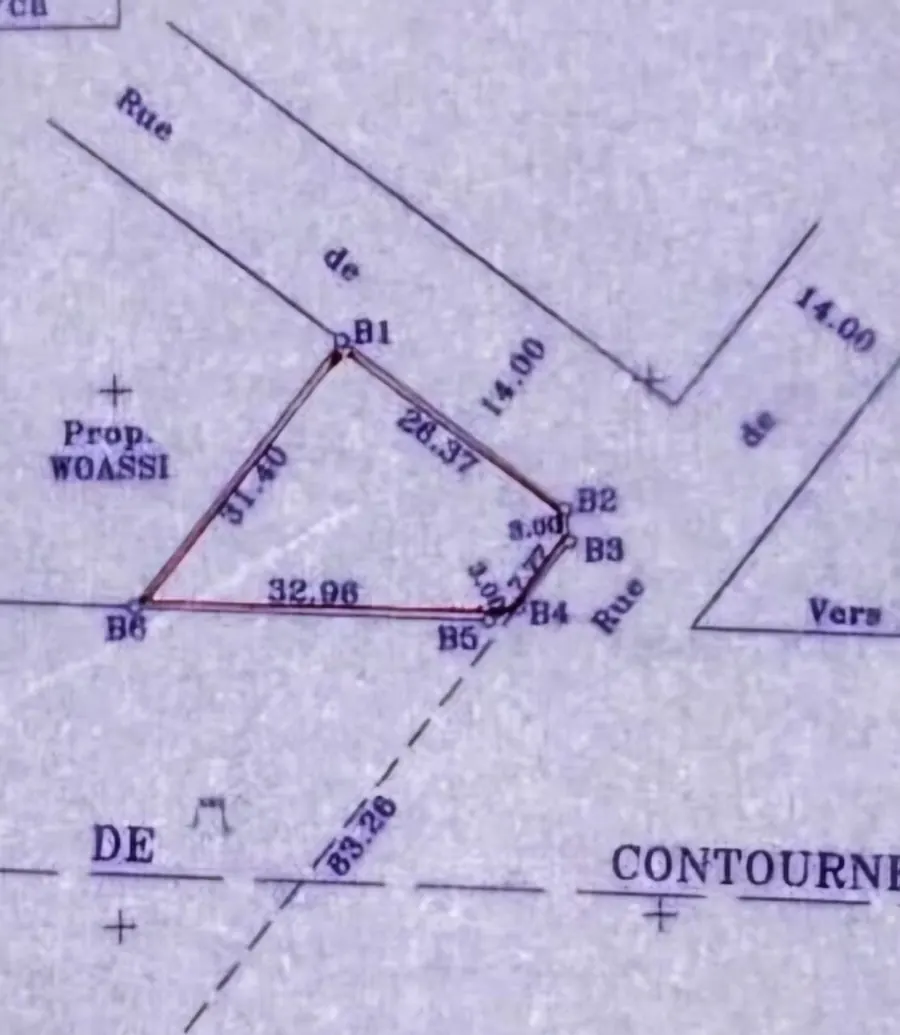 Terrain 607 m² en vente en bordure de goudron à Légbassito Madjikpéto – 95 millions FCFA