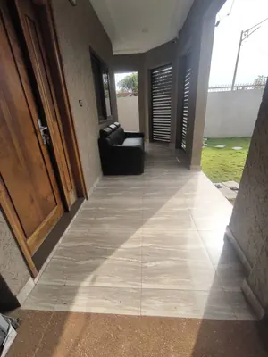 Vente d'une villa basse à Agoè Legbassito Ahonkpoe, 3 chambres, 304 m², nouvelle construction, 2 dépendances – 35 millions FCFA — photo 4