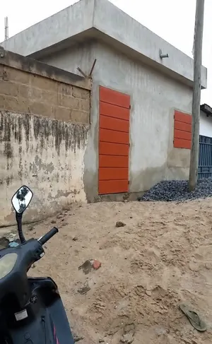 Villa 3 chambres 300 m² en vente à Gbodjomé – 40 millions FCFA — photo 4