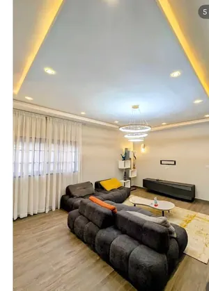 Vente d'une villa à Cococodji, 5 chambres, R+2, avec piscine, sur 340 m² – 170 000 000 FCFA (sans les meubles) — photo 6