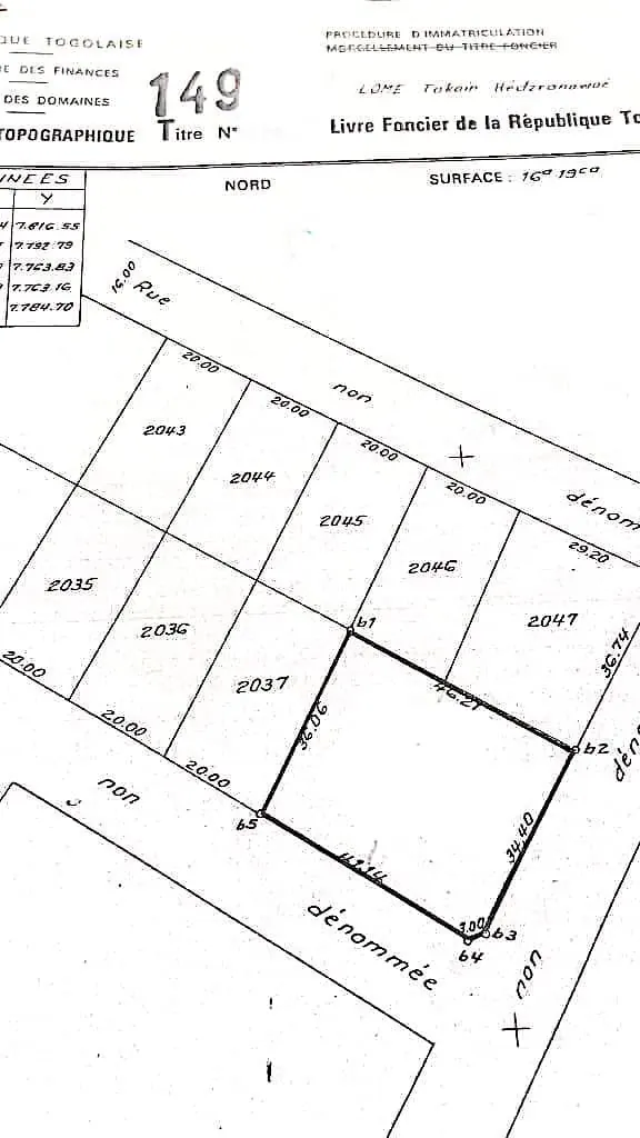 Terrain en angle de rue à vendre à Hédzranawoé Sagboville, Lomé – 53 millions FCFA le lot