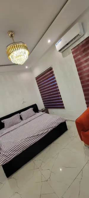 Villa meublée 6 chambres en location à Agodéké – 1 300 000 FCFA — photo 2