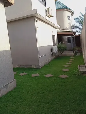 Villa duplex meublée 9 pièces à vendre à Baguida Cité BOAD – 400 millions FCFA — photo 2