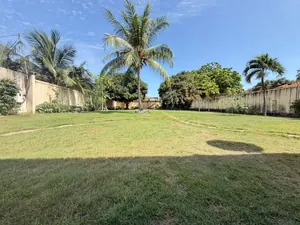 Résidence 4 lots en vente en bordure de goudron à Djidjolé – 450 millions FCFA — photo 4
