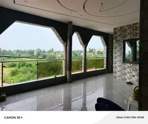 Vente d'une villa duplex à Agoè Légbassito Ahonkpoé, sur demi-lot, R+2, titre foncier personnel – 150 millions FCFA à débattre — photo 1